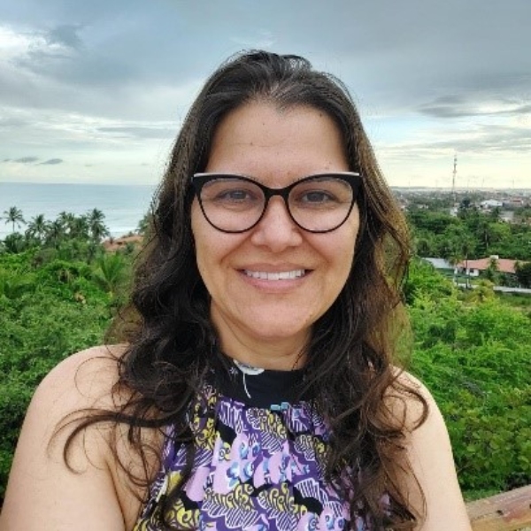 Dra. Anatália Dejane Silva de Oliveira