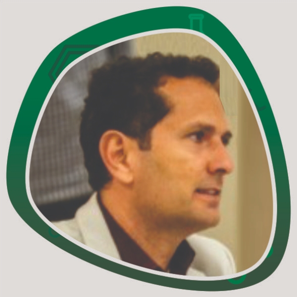   ECON. ME. IVAN FONTES 