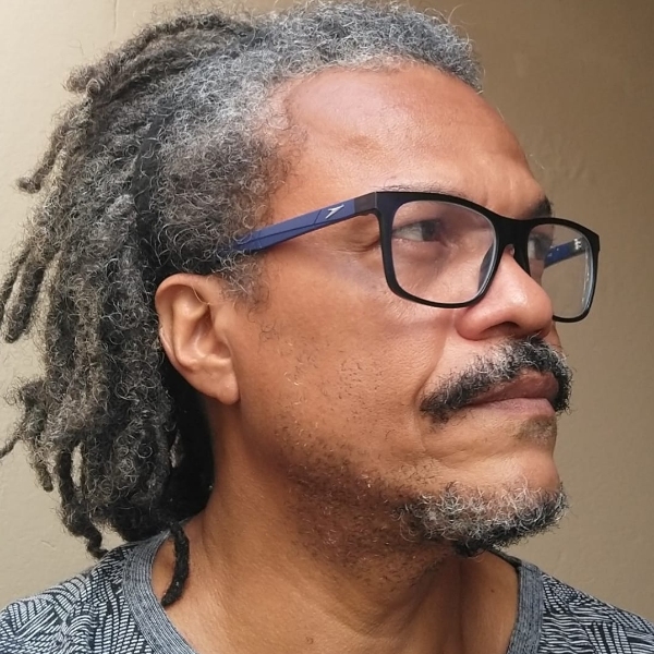 Sílvio Roberto Santos Oliveira