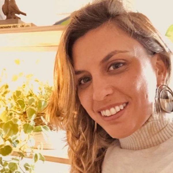 Prof. Dra. Raquel Turci Pedroso