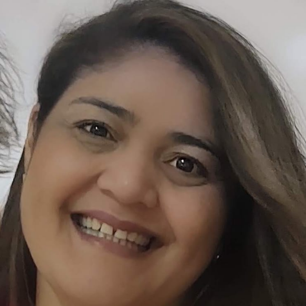 Albênia Maria Faustino de Sousa