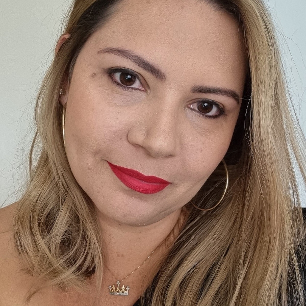 Anna Carolina Miguel