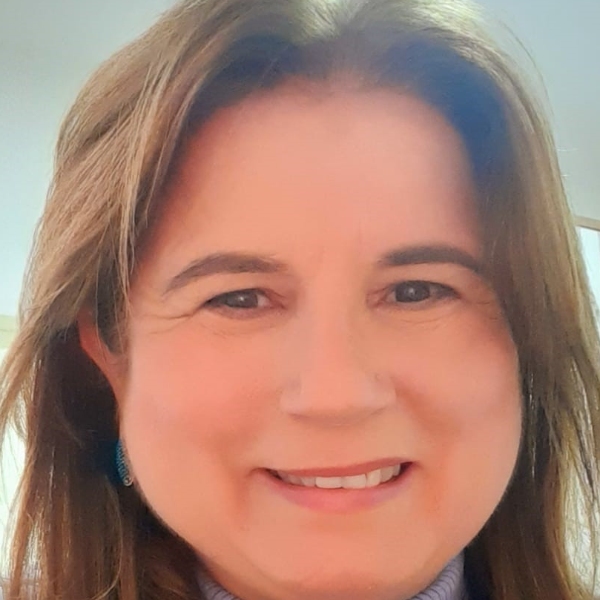 Esp. Ieda Edva de Oliveira Couras Amaro