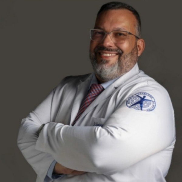 Prof. Henrique Pereira Barros