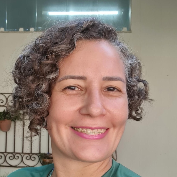 Esp. Vanessa Alexsandra Souza Gomes