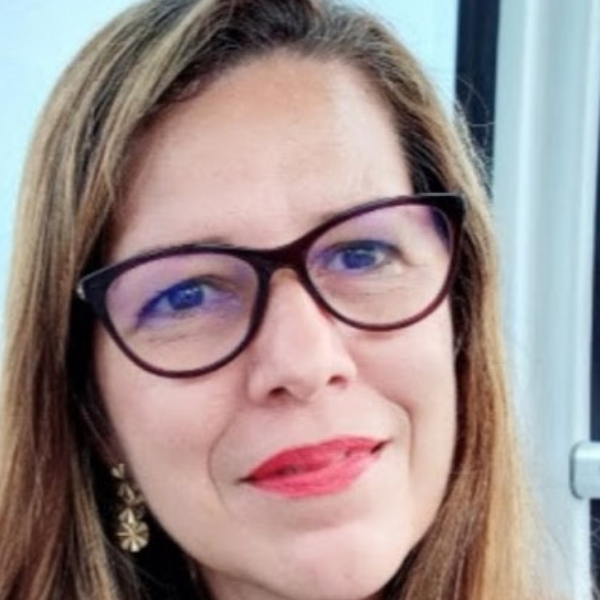 Profa. Dra. Mara Monteiro da Cruz