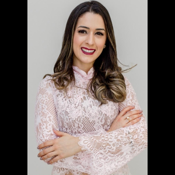 Profa. Barbara Alves