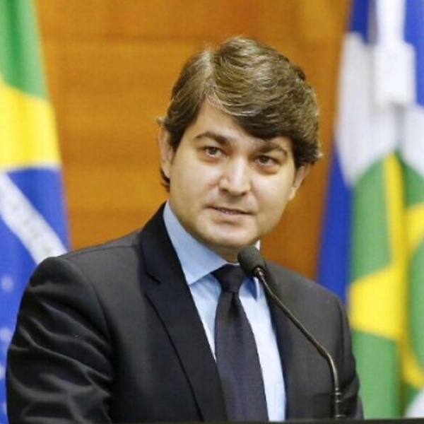 DR. MIGUEL SLHESSARENKO JUNIOR
