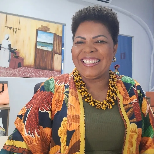 TAÍS AUGUSTA DE PAULA