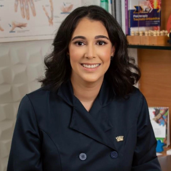 Adriana de Carvalho