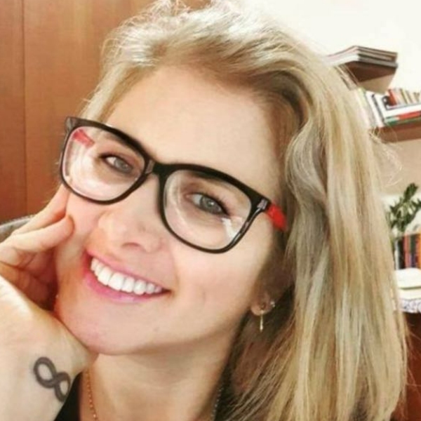 LUCIANA DE FREITAS BICA 