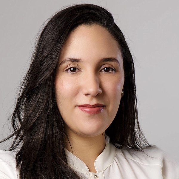 CLARISSA LEAL SILVA E SOUZA