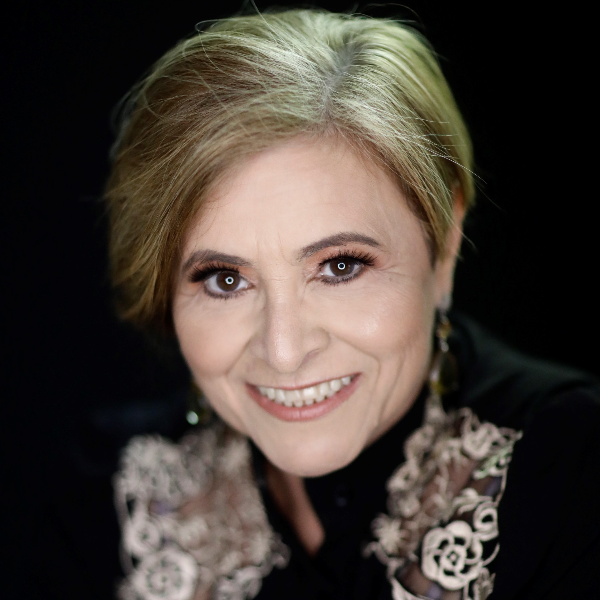 Dra. Eliane Pereira dos Santos