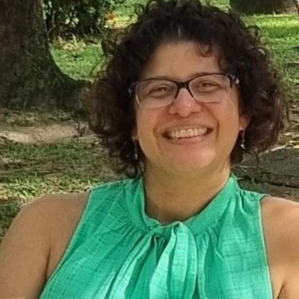 Profa. Ma. Kelly Vale Pinheiro