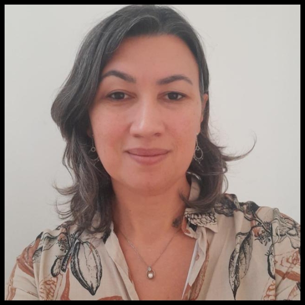 Luciana Pavowski Franco Silvestre