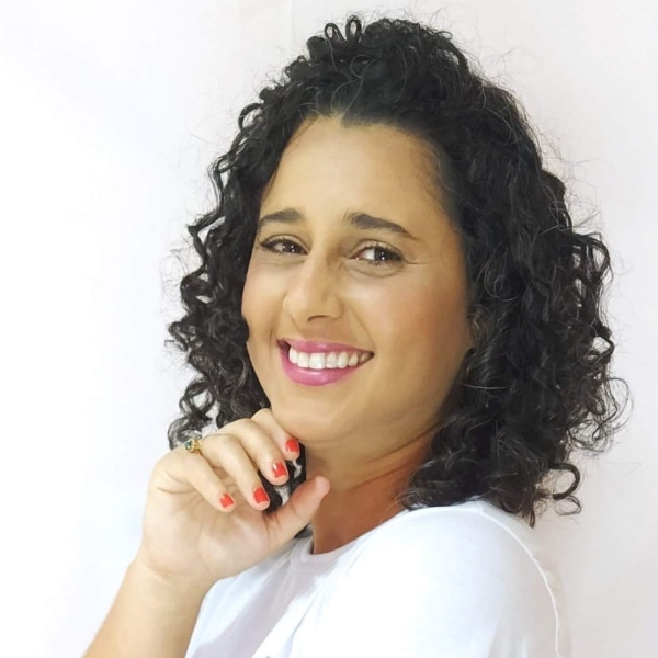 Prof. Esp. Marla Fernanda Santana Andrade