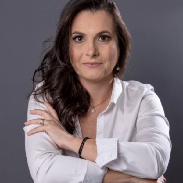 ANA MARIA MOSER