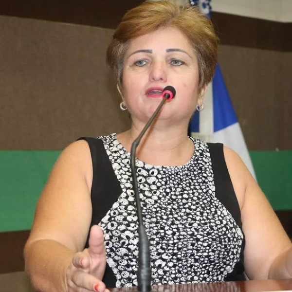 FÁTIMA DRAGONE