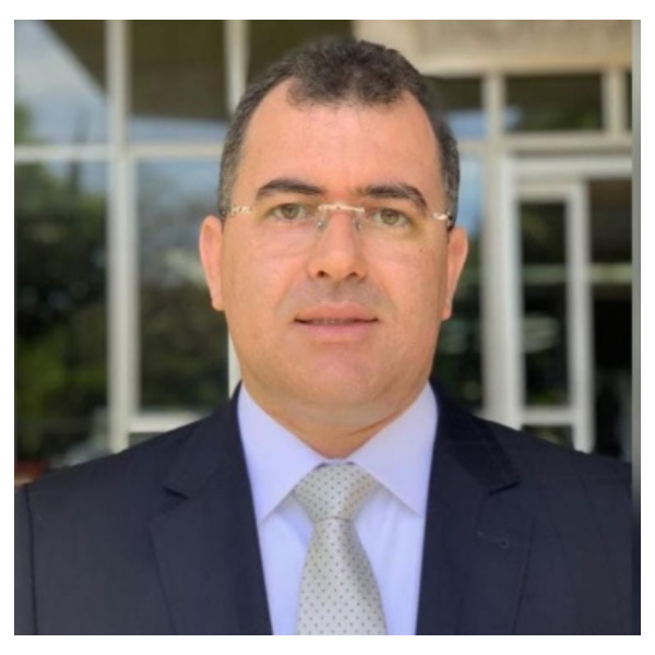 Dr. Davi Sombra Peixoto