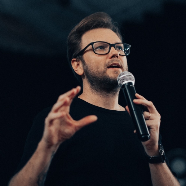 Prof. Dr. Daniel Rogério Petreça