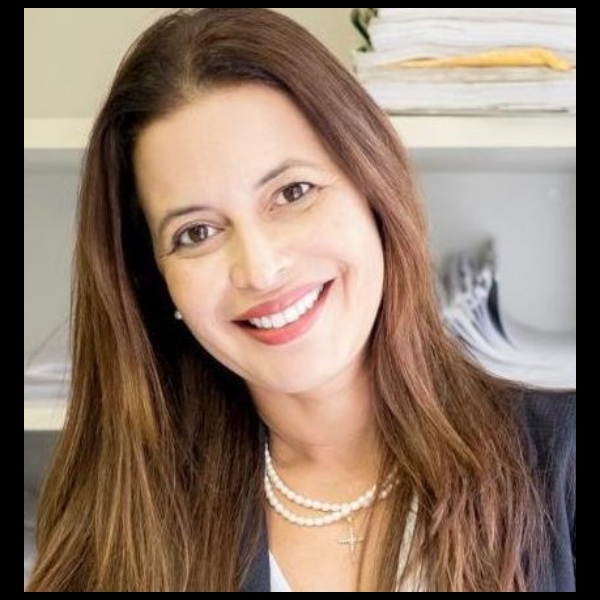 Dra. Bianca Stella de Azevedo Barroso - Promotora de Justiça do Ministério Público de Pernambuco (MPPE) e Membra Auxiliar do CNMP