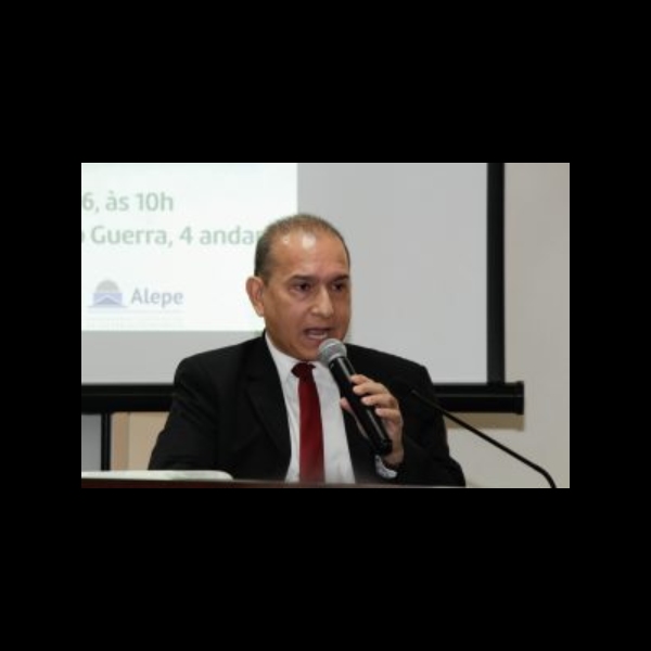 Dr. Antônio Arroxelas