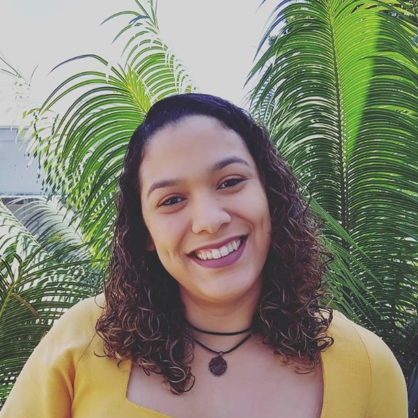 Profª. Dra. Sarah Pessoa 