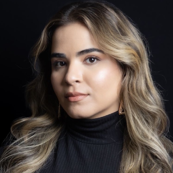 Karlla Dhayanne Ferreira Silva  