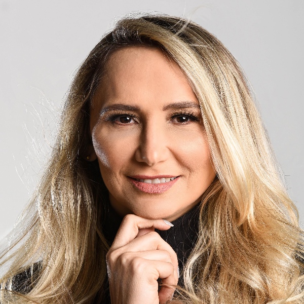 Iriane Araújo