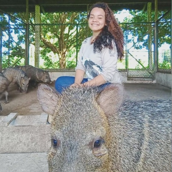 Aline Kelle Lima de Lima 