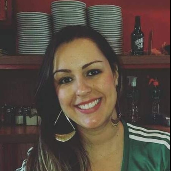 Fernanda Pires Colmanetti