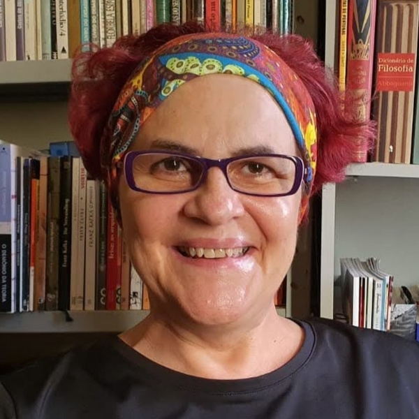 Rosana Zanelatto 