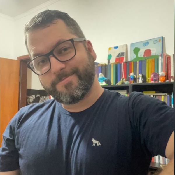 André Rezende Benatti 