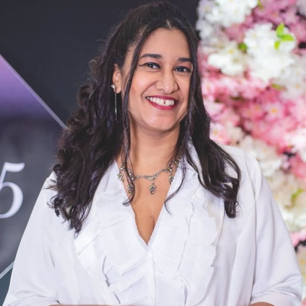 Évelin Santos Oliveira