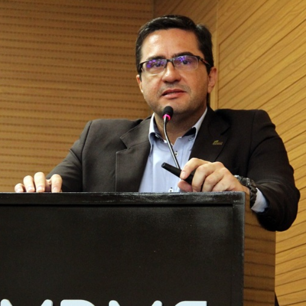 Luciano Furtado Loubet