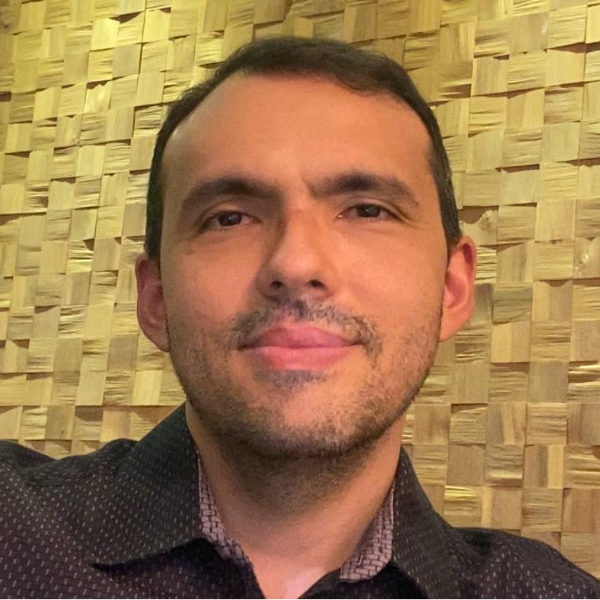 Fabricio Oliveira Lima