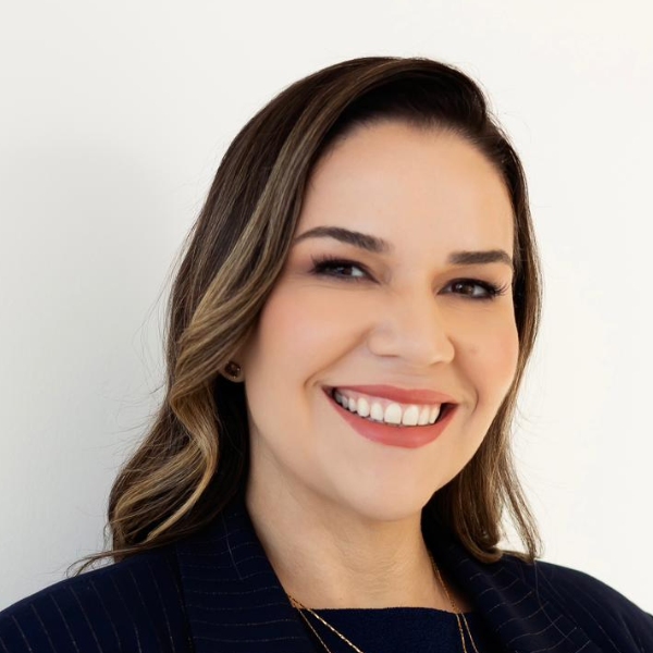 Flavia de Paiva Santos Rolim