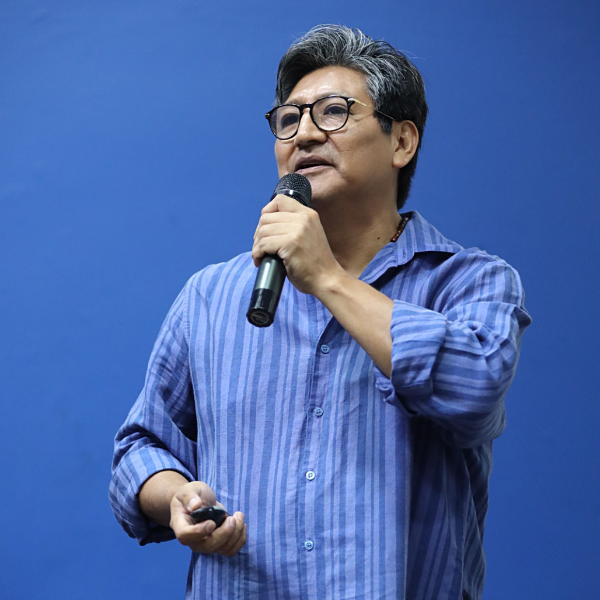 Dr. Erick Samuel Rojas Cajavilca