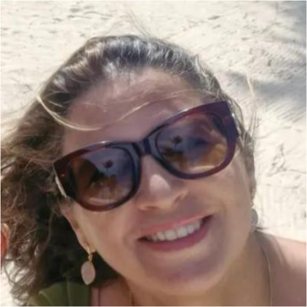 Adriana Pernambuco Montesanti