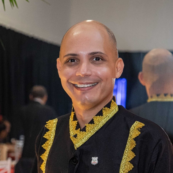 Dr. Rosembergh Alves