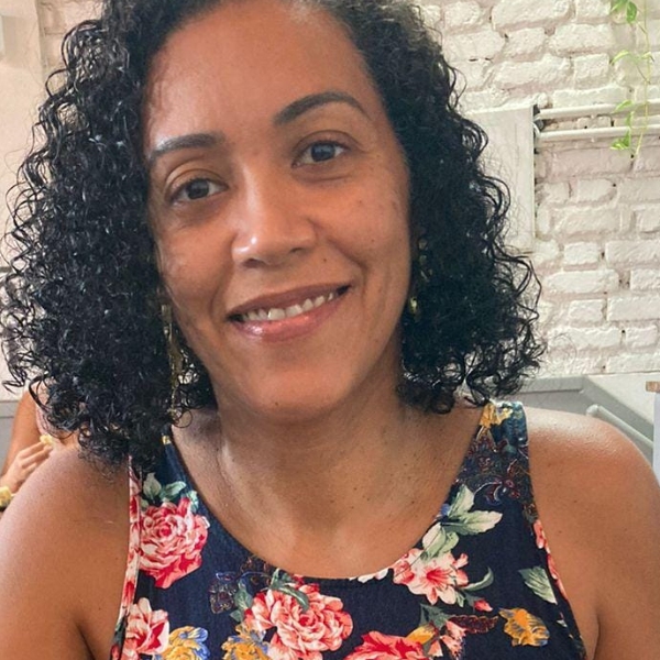Maria Carolina Guimarães das Neves