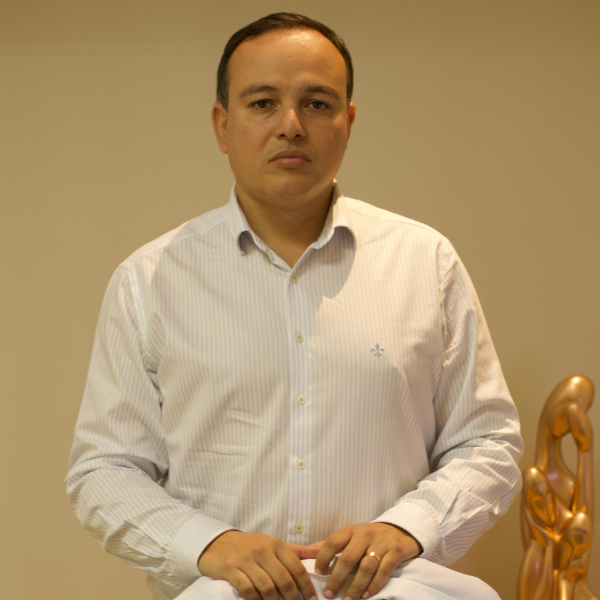 Dr Thiago Braga