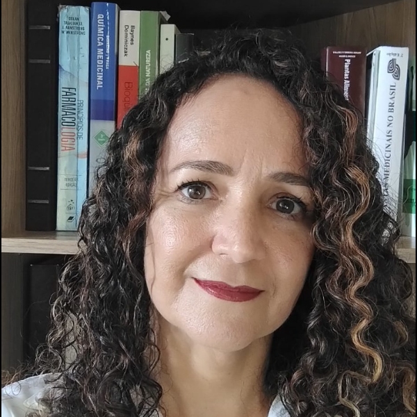 Roberta Costa Santos Ferreira