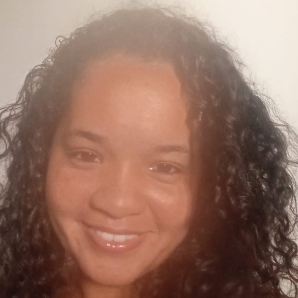 FABIA FERNANDA MOURA FERREIRA