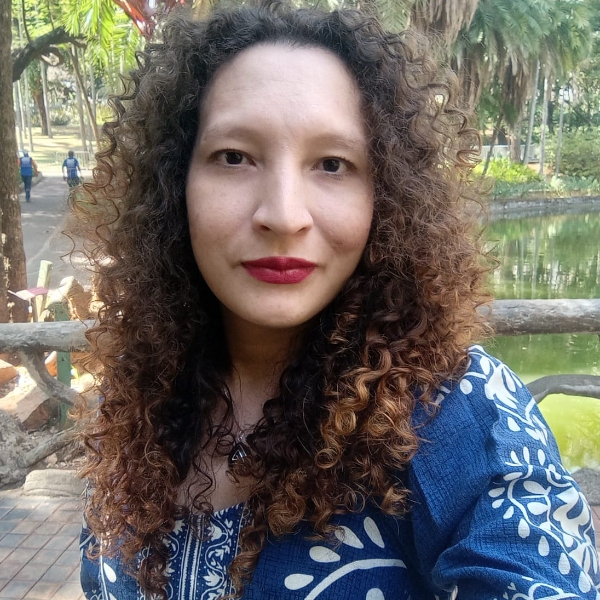 Profª Drª Michele Pires