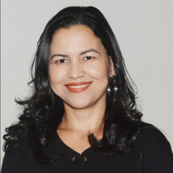 Liliam dos Reis Souza Santos (UnB)