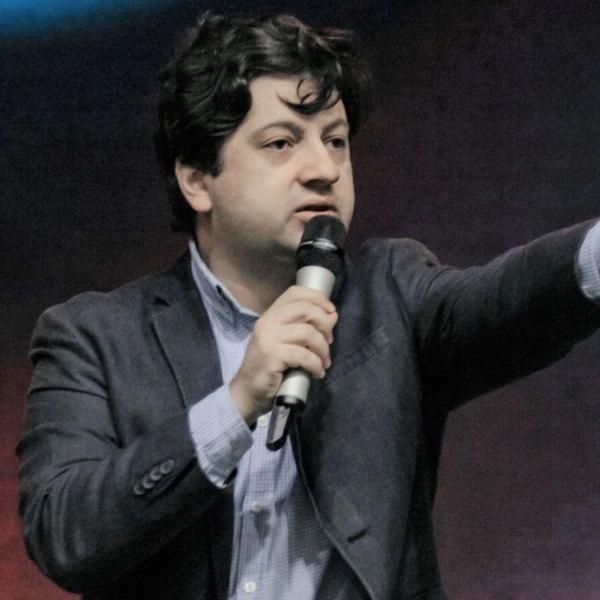 Prof. Dr. Davi Lago