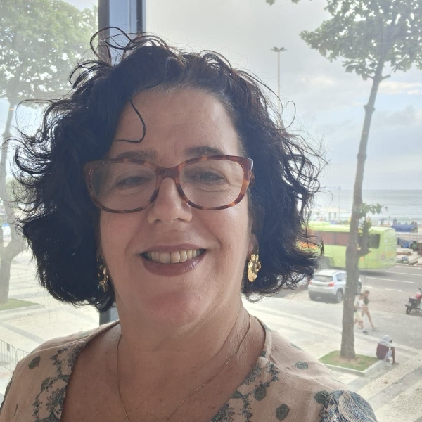 Mônica Damouche 