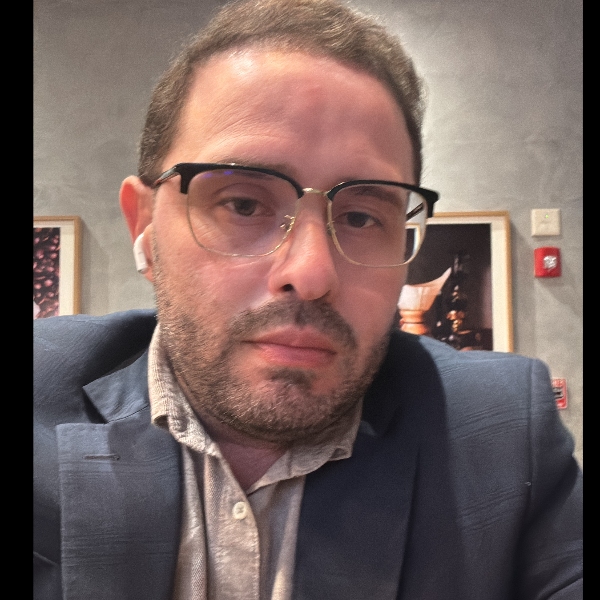 Prof. Dr. Roberto Wagner Júnior Freire de Freitas - FIOCRUZ/CE