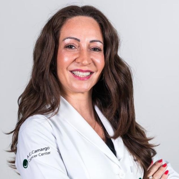Dra. Fabiana Gomes De Campos